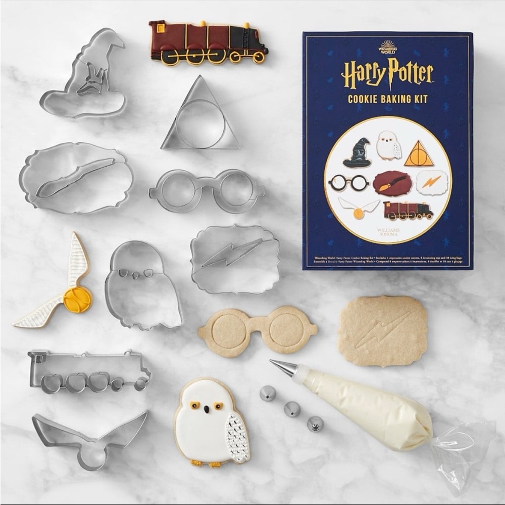 Harry Potter’s Hogwarts School of Witchcraft and Wizardry with our cookie set